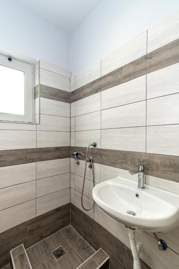 N E P Center Rodos Hotel 2*